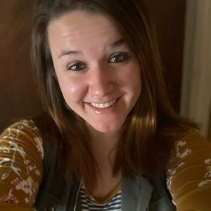 Meet your Posher, Brittney